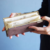 アンティークなバラが美しいがま口長財布 Ange ブラウン A04023