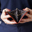 ダークブラウンの花柄が美しい薄くて軽いがま口長財布Luna チョコ C07038