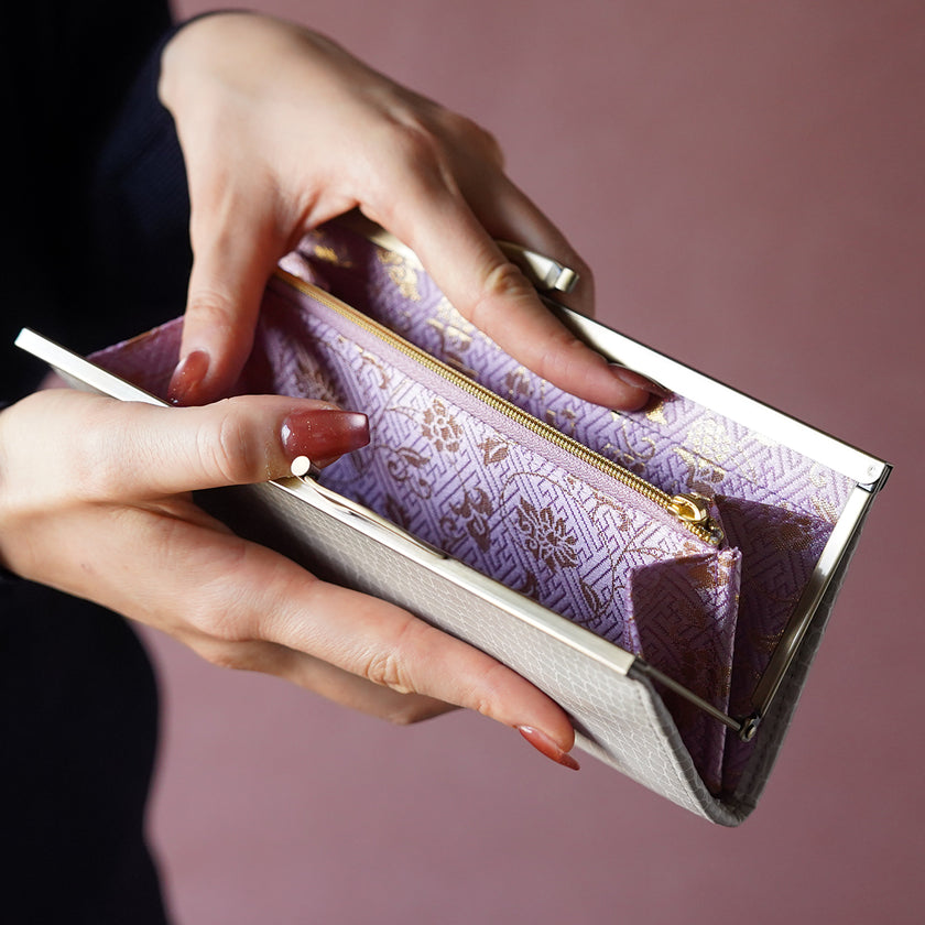 くすみカラーがおしゃれな薄くて軽いがま口長財布 Prima ライトグレー C08088